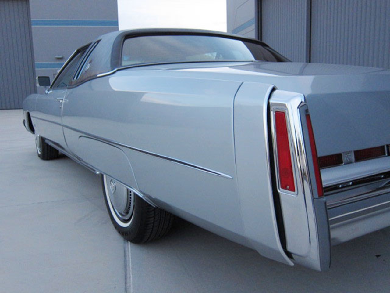 1974-1976 Eldorado tail fin